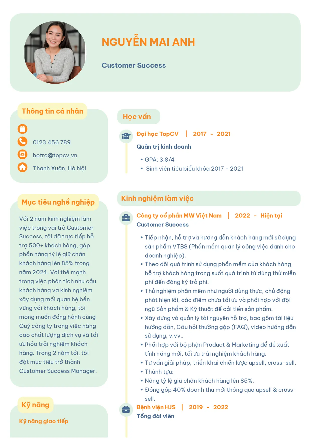 Mẫu CV xin việc Customer Success style Basic 3