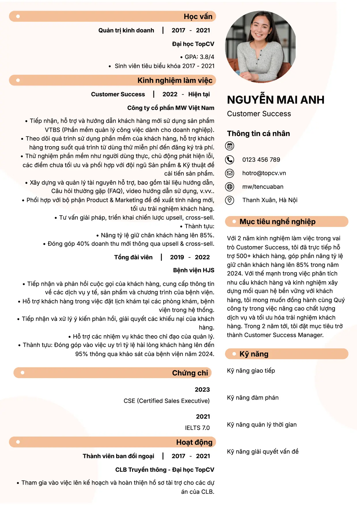 Mẫu CV xin việc Customer Success style Basic 5