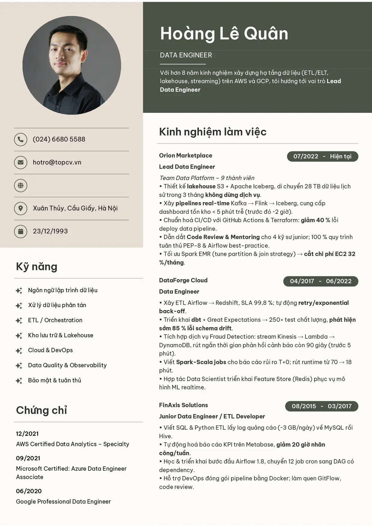Mẫu CV Data Engineer style Bright